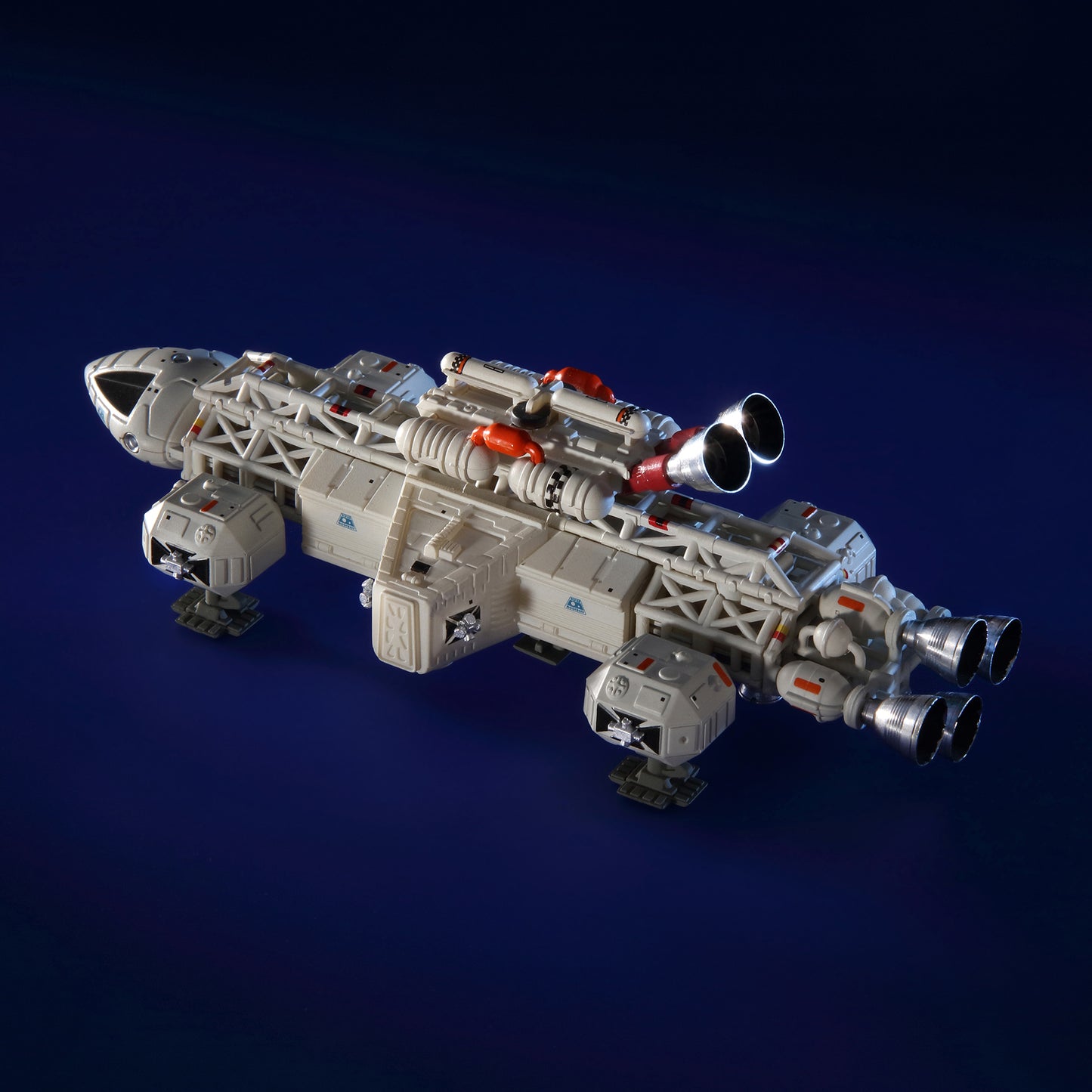 Space 1999 Deluxe 5inch Laboratory Eagle - ALP3