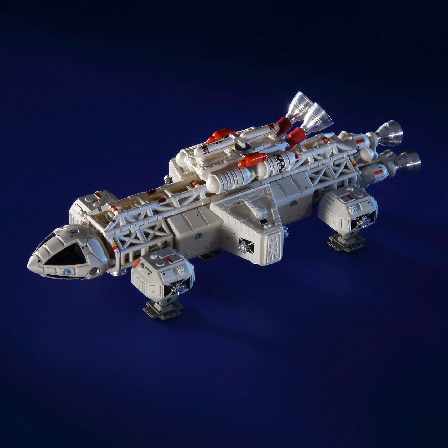 Space 1999 Deluxe 5inch Laboratory Eagle - ALP3