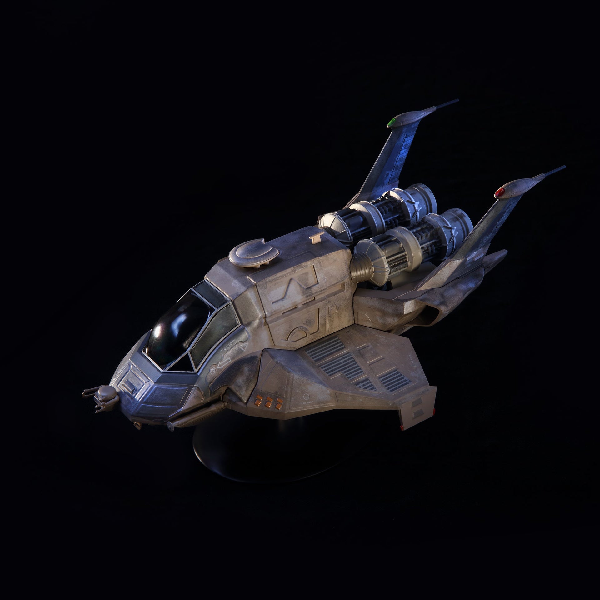 Bespogun Raptor Battlestar Galactica Raptor– Master Replicas