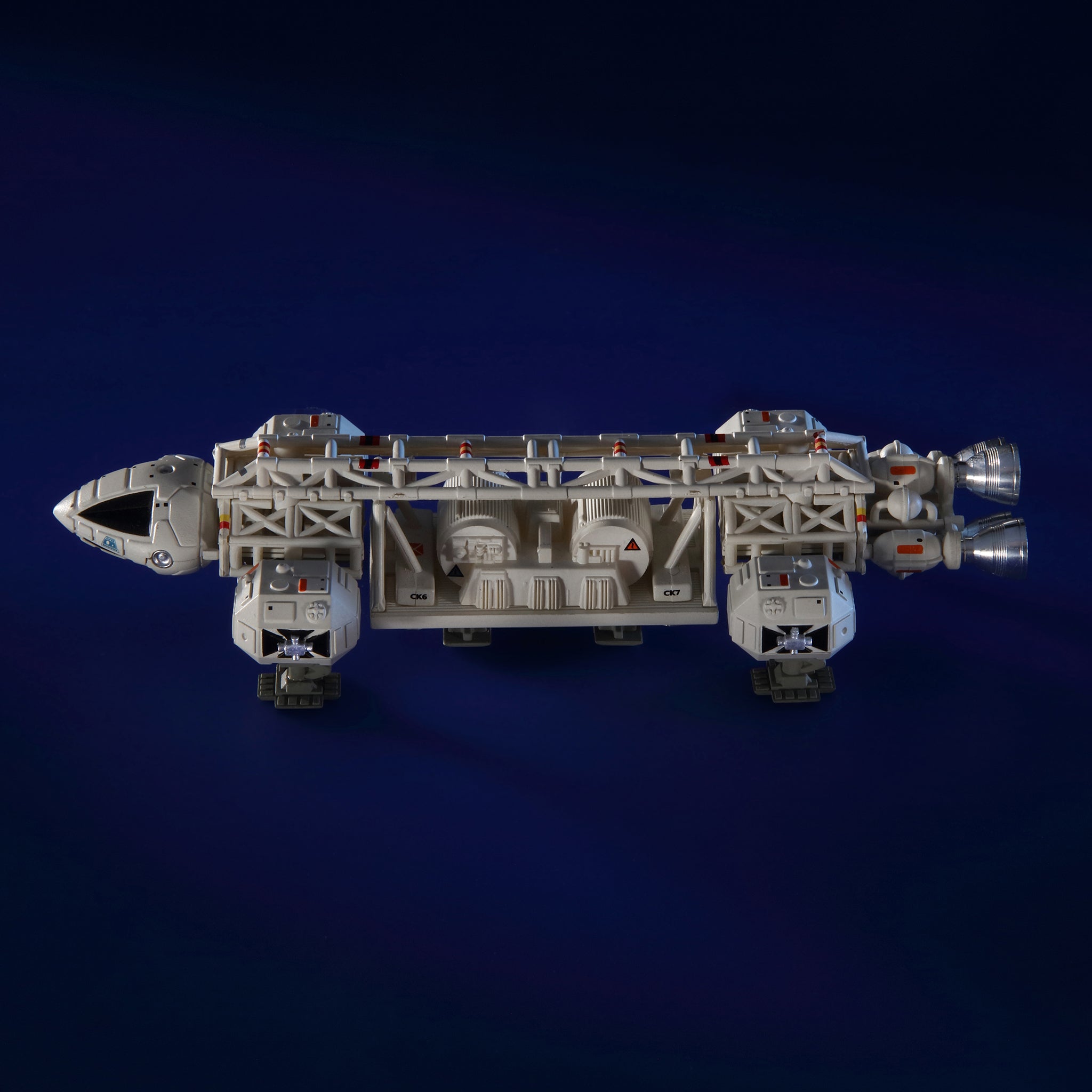 Space 1999 5.5 Inch Eagle Freighter– Master Replicas