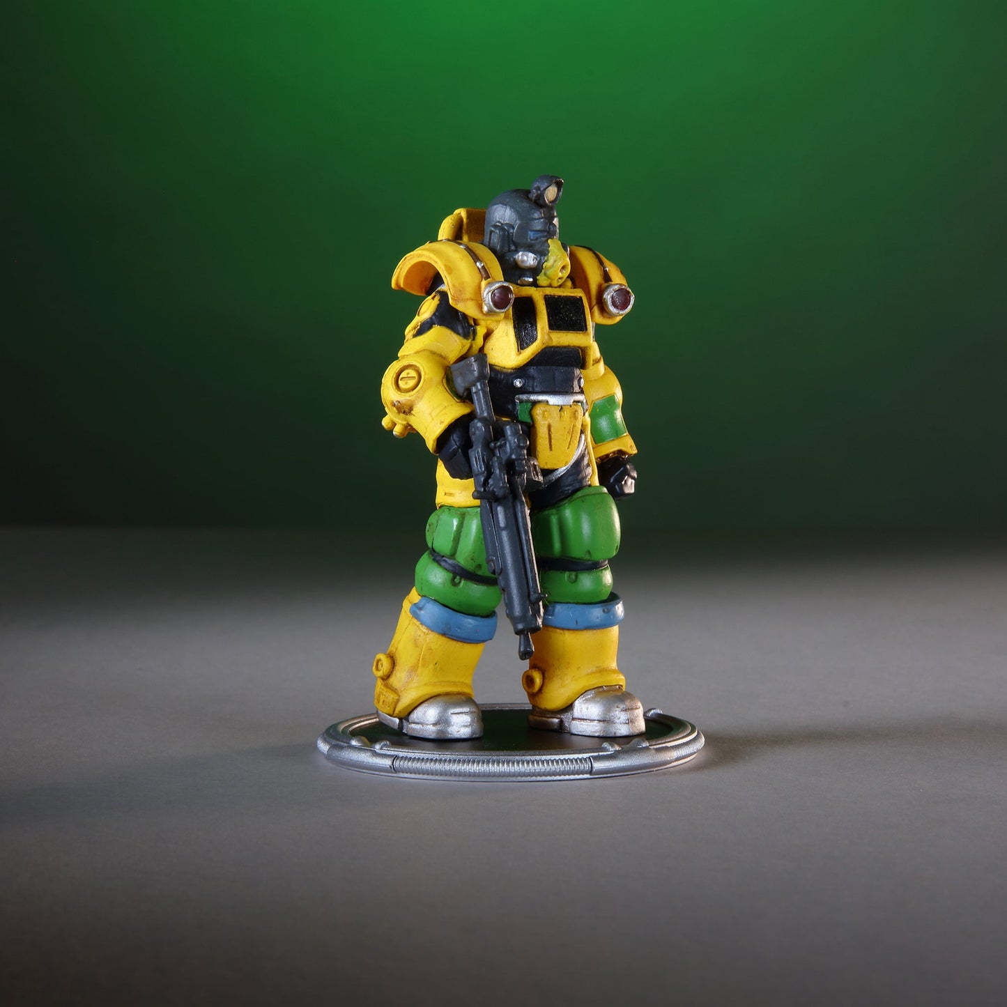 Fallout Excavator and Vault Boy (Gun) Mini Figure Set