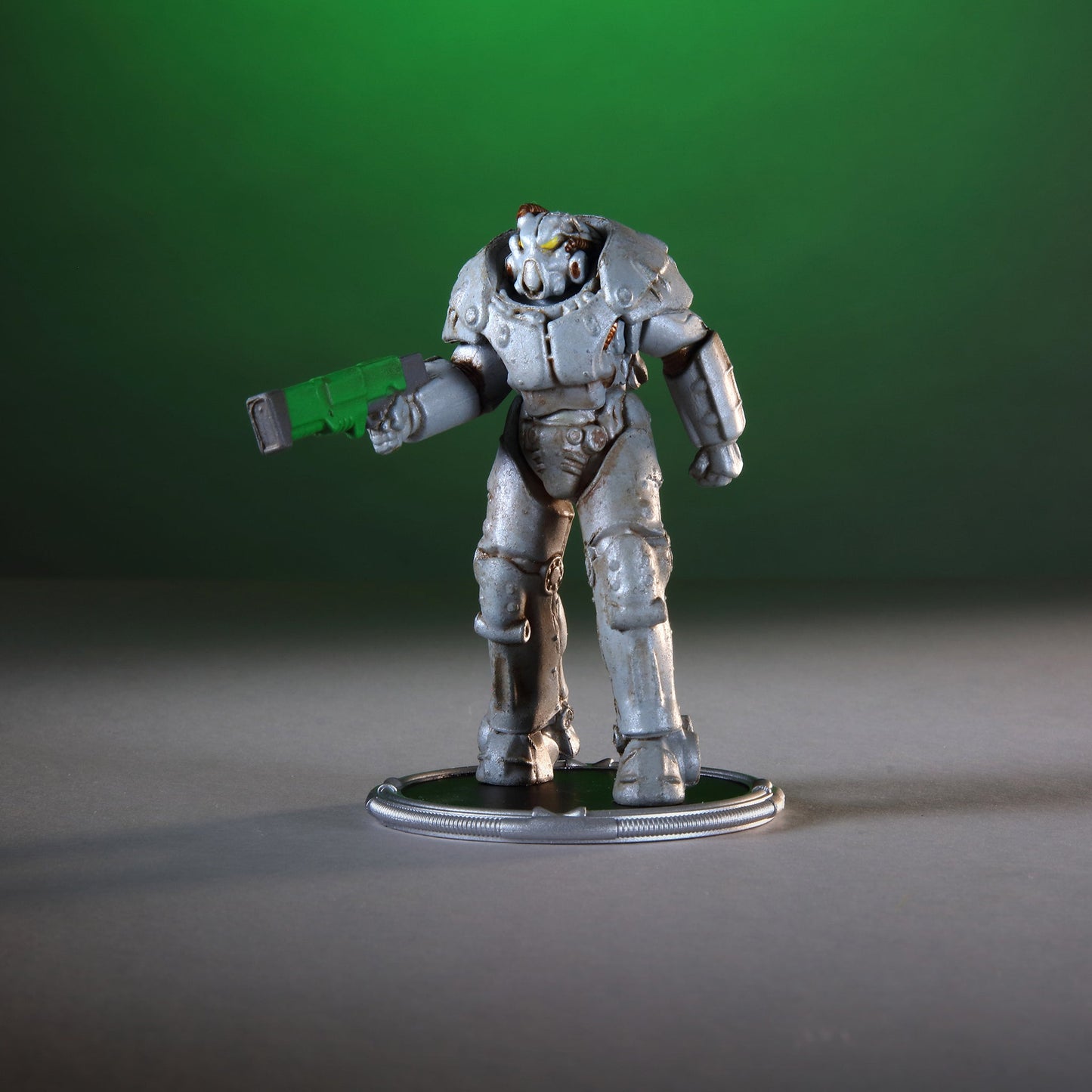 Fallout X01 and Protectron Mini Figure Set