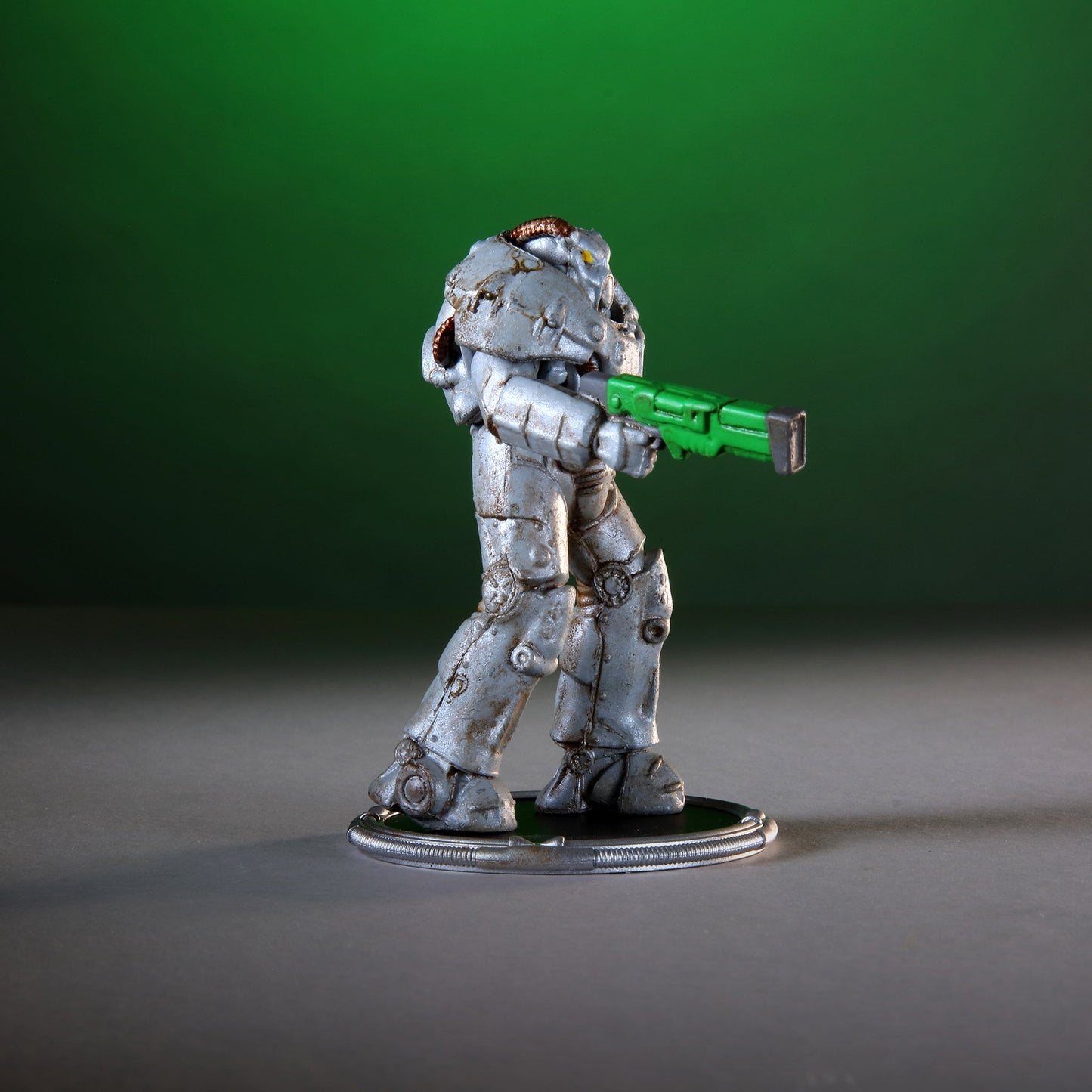 Fallout X01 and Protectron Mini Figure Set