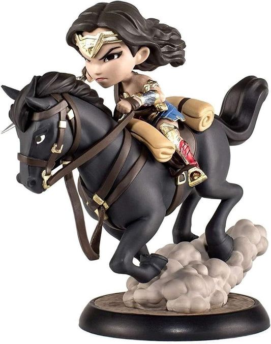 DC Comics Wonder Woman 5 Inch QMX Q-Fig Max Diorama