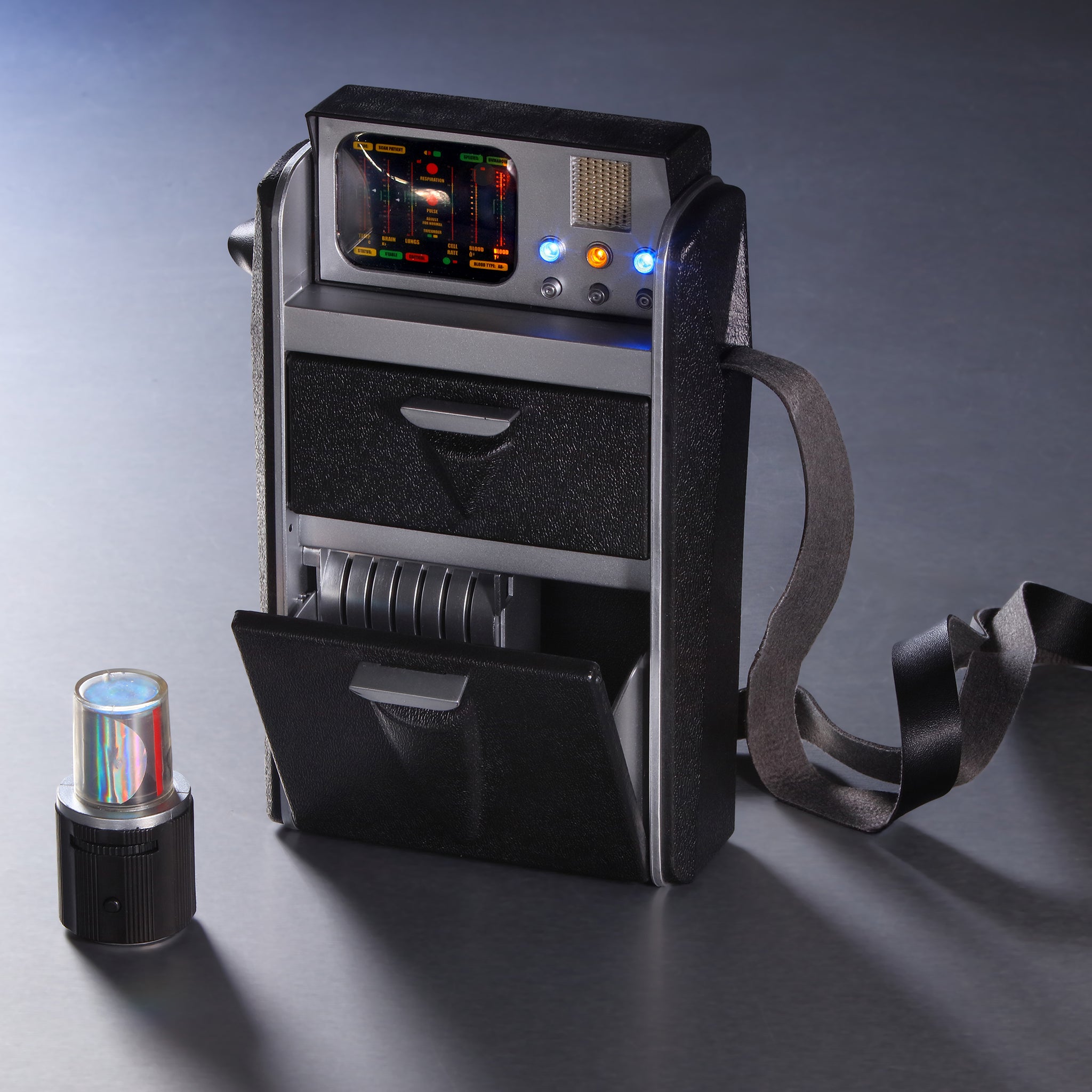 Star Trek Medical Tricorder (2266-2269)– Master Replicas