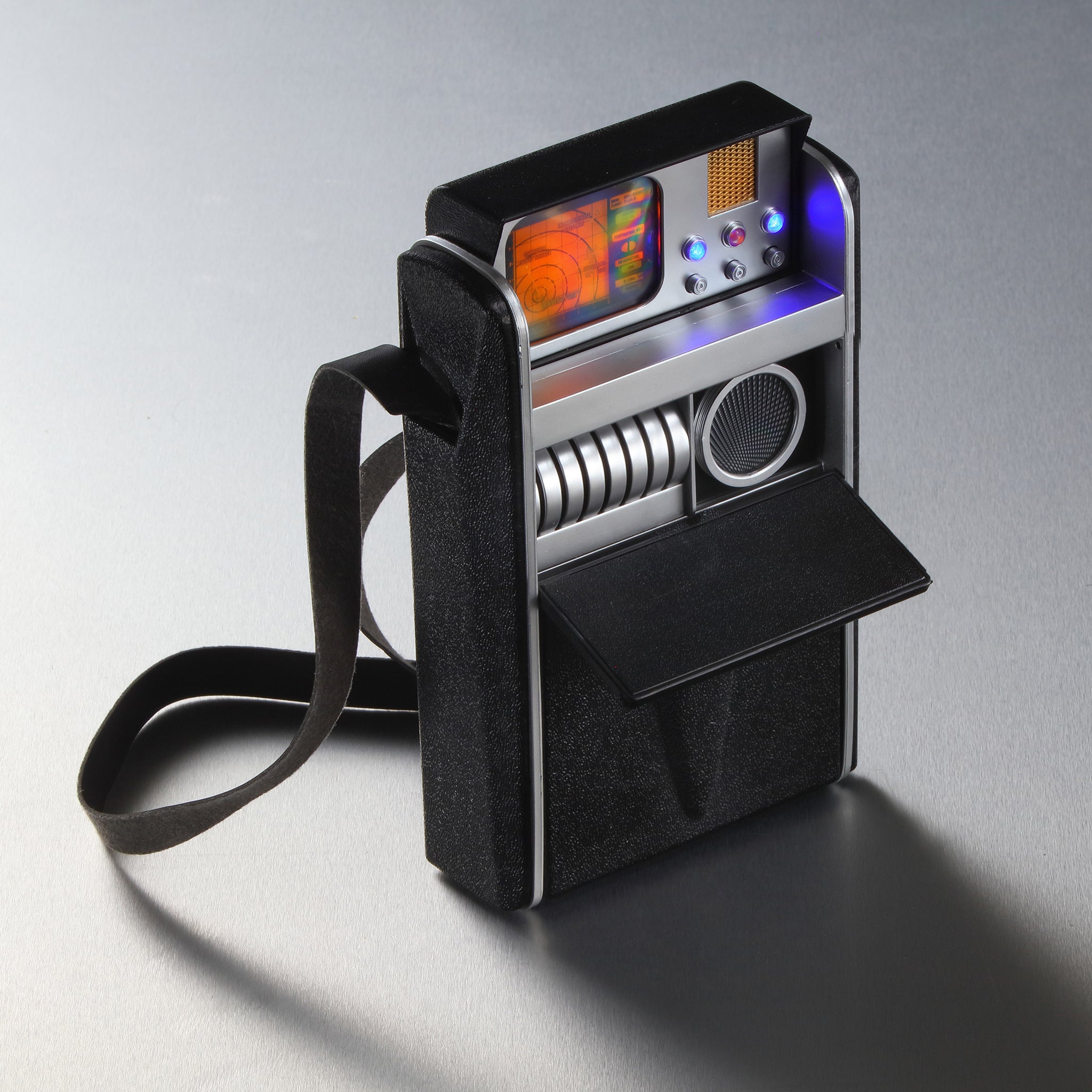 Star Trek Tricorder (2266-69)– Master Replicas