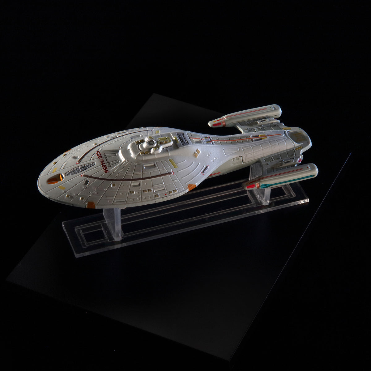 Starship Library: U.S.S. Voyager NCC-74656