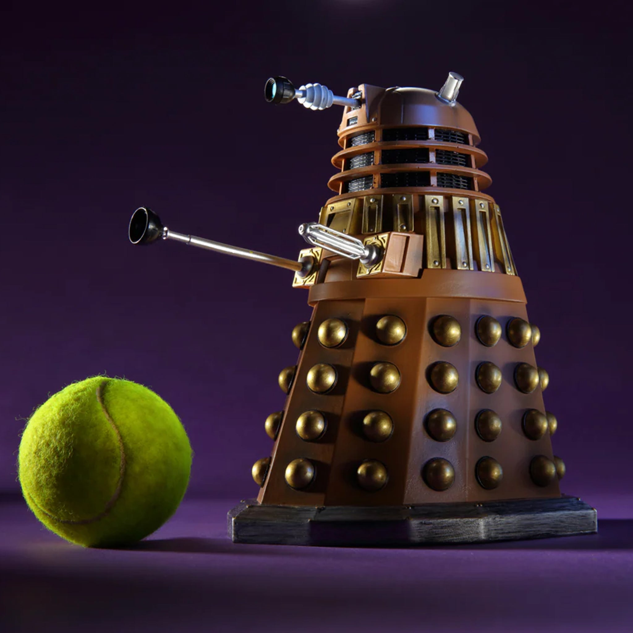 Bronze Dalek - Midsize– Master Replicas