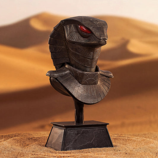 Stargate Desktop Replicas: Serpent Guard Helmet
